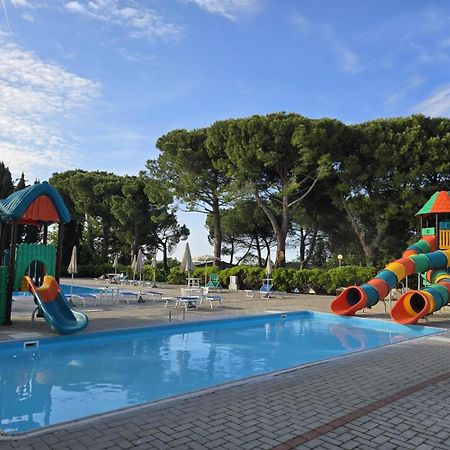 Camping Village Mar Y Sierra San Costanzo 외부 사진