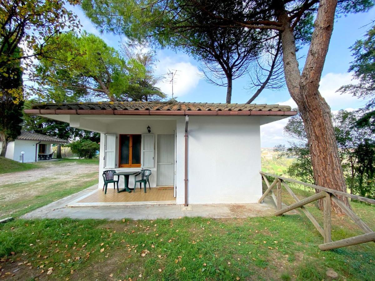 Camping Village Mar Y Sierra San Costanzo 외부 사진